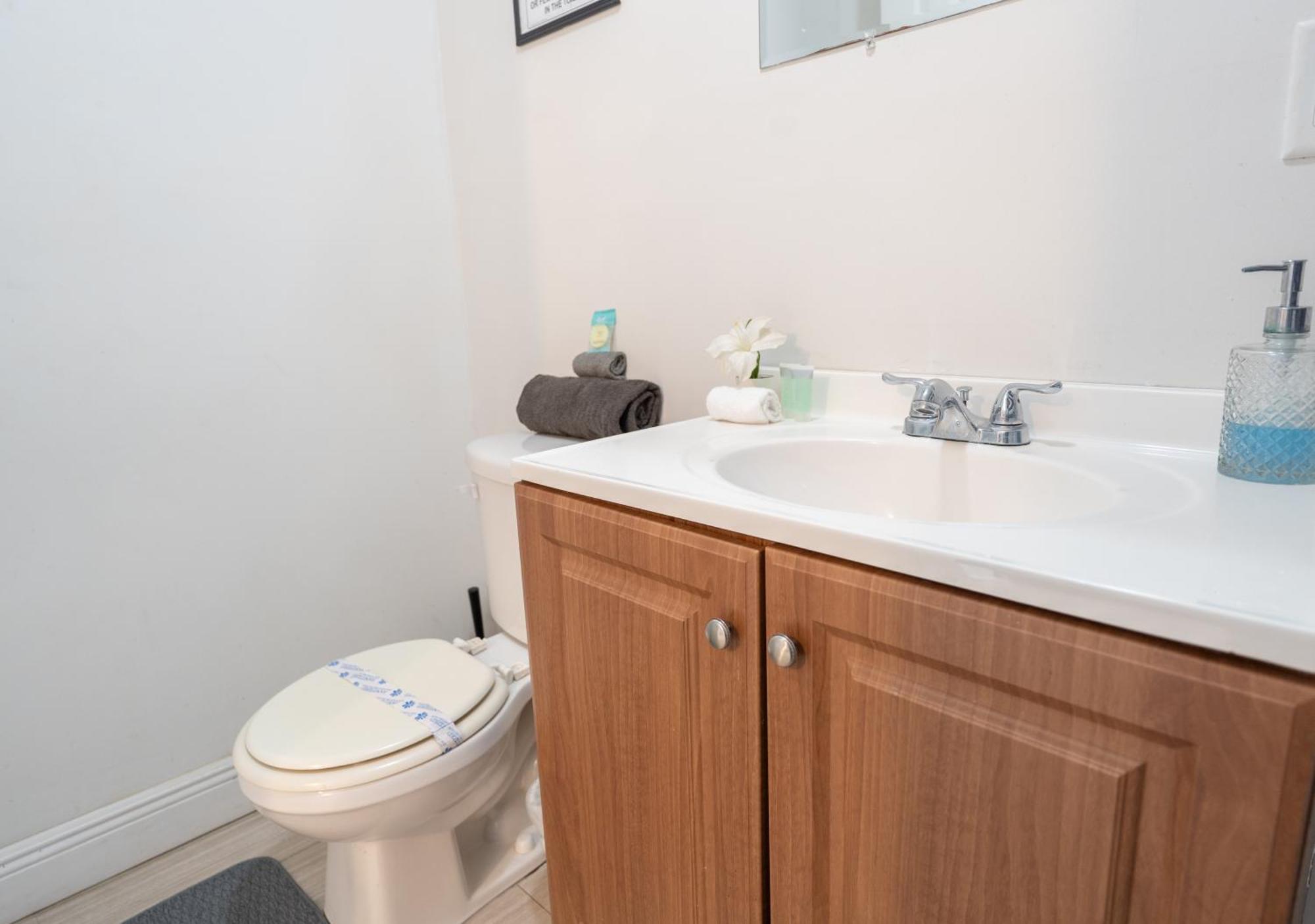 Cozy Private Apts In Hollywood By Hard Rock Casino! المظهر الخارجي الصورة
