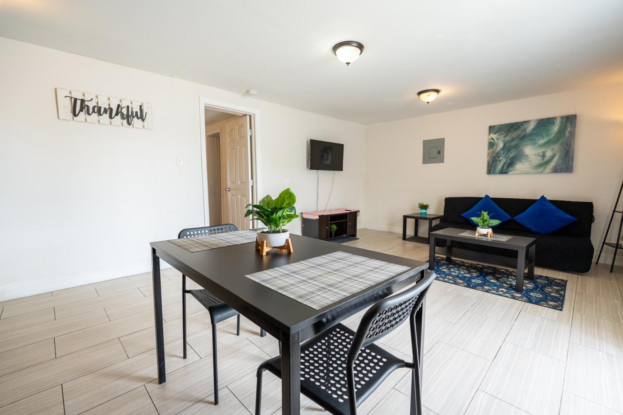 Cozy Private Apts In Hollywood By Hard Rock Casino! المظهر الخارجي الصورة