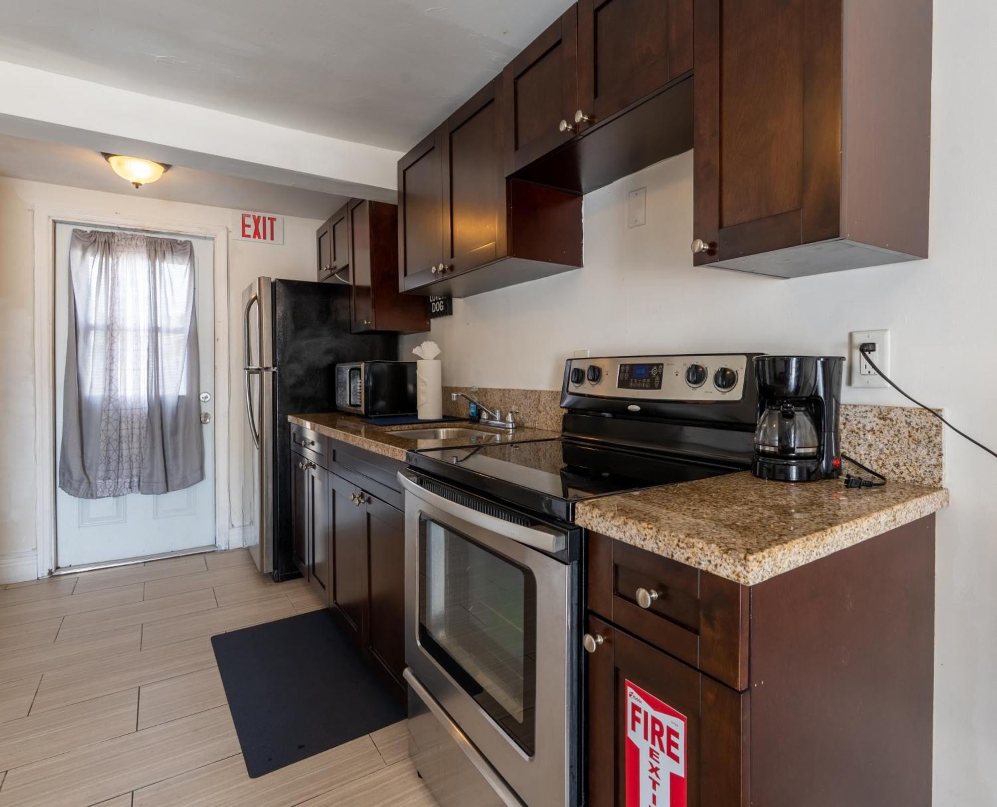 Cozy Private Apts In Hollywood By Hard Rock Casino! المظهر الخارجي الصورة